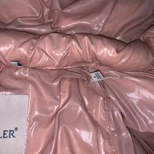 Girls Moncler coat size 5 like new